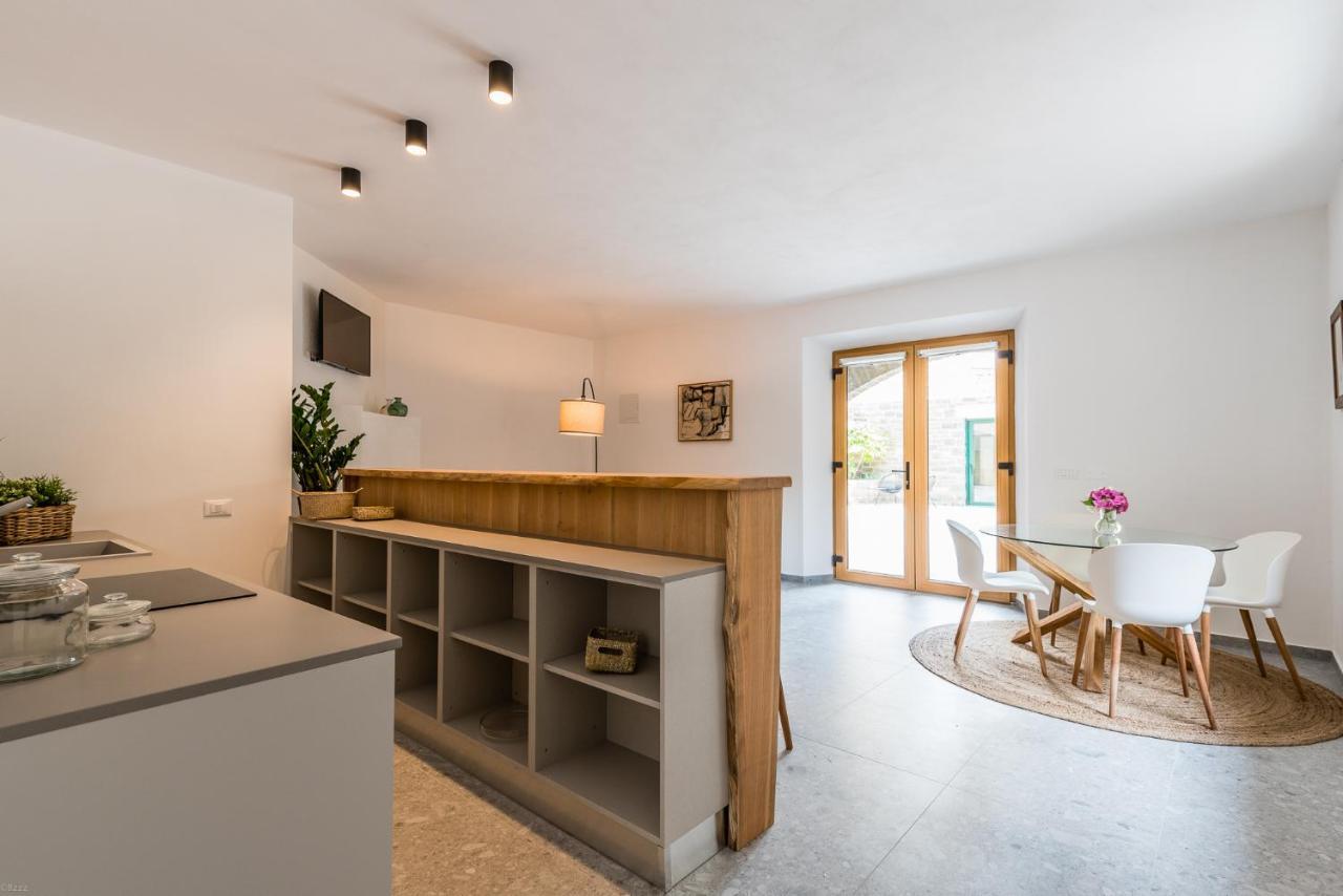 L'Abbraccio Della Quercia Apartment Momjan Exterior photo